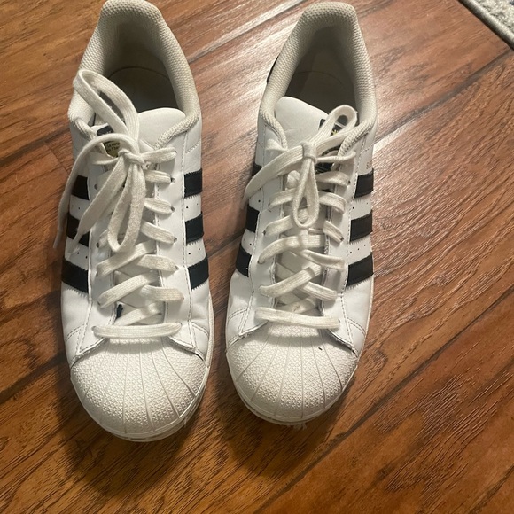 Adidas Shell Toe tennis - Picture 5 of 6